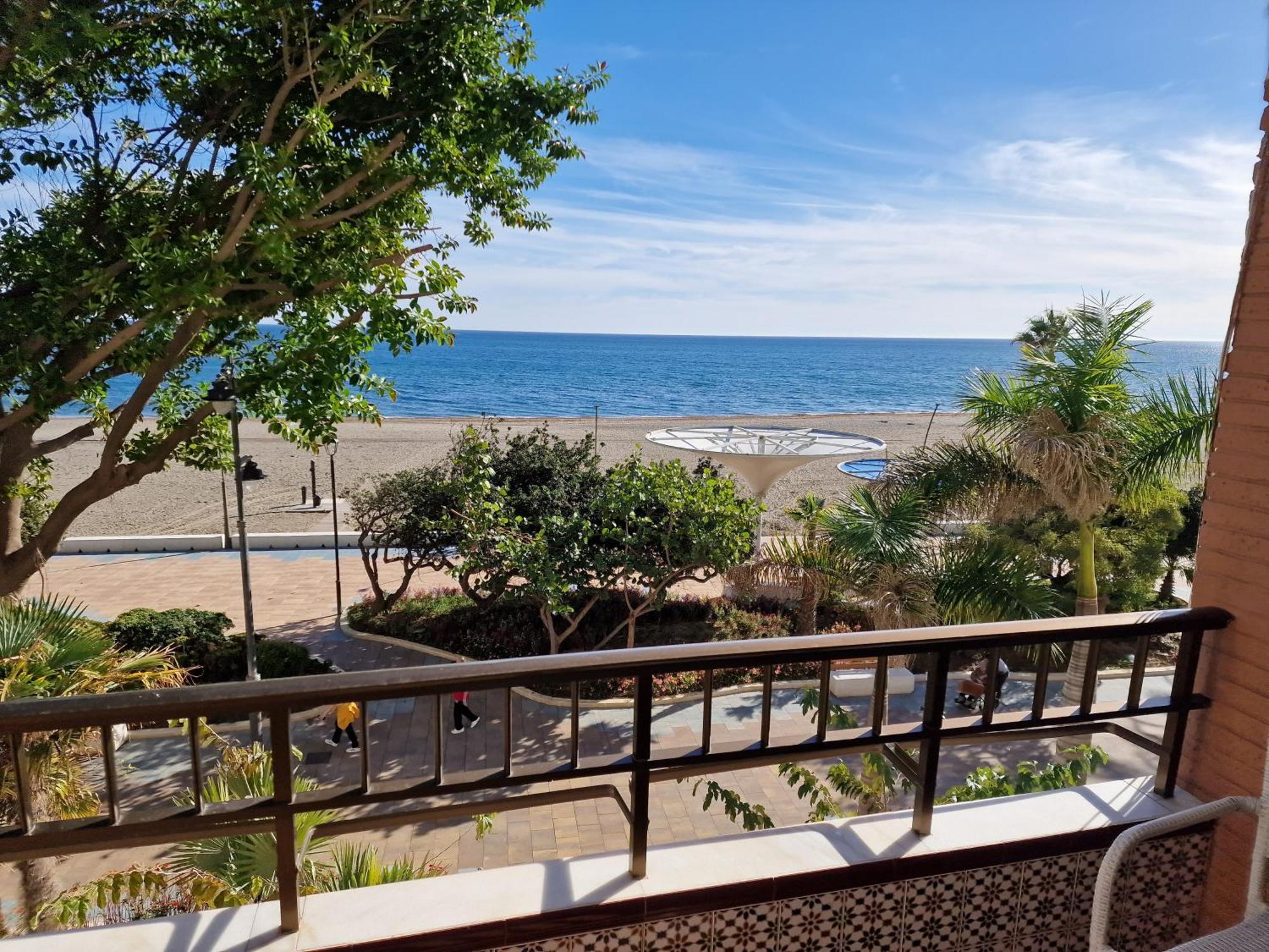 Estepona Playa מראה חיצוני תמונה
